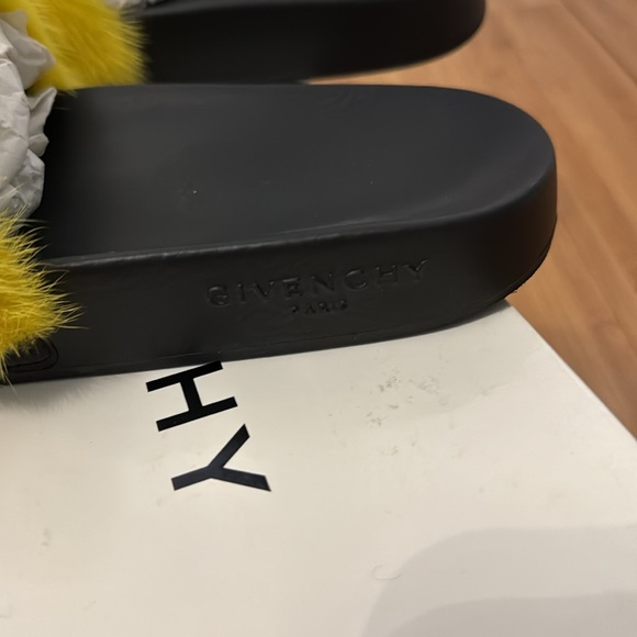 Givenchy Mink Slides - Picture 10 of 13